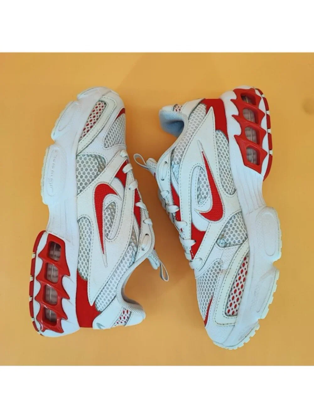 Nike Zoom Air Fire Women's Size 7.5 Sneakers Mesh White Red CW3876-101
